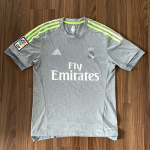 Adidas Real Madrid Away 2015-16 soccer jersey Gray Yellow Size Small